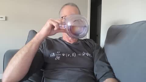 Snapshot of budman004 chatting on November 1, 2025, 8:44 pm budman004 online show from November 1, 2025, 8:44 pm