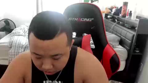 Snapshot of buffsexyman24 chatting on February 22, 2025, 8:53 pm buffsexyman24 online show from February 22, 2025, 8:53 pm