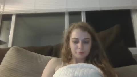 Snapshot of buffybarloe chatting on February 27, 2026, 5:51 am Buffy online show from February 27, 2026, 5:51 am