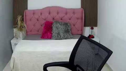 bug2025 online show from April 9, 2026, 10:15 pm