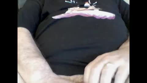 Bugs online show from November 23, 2025, 9:58 pm