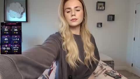 buitifulblonde online show from November 11, 2025, 9:04 pm