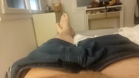 Snapshot of bulkyboners chatting on July 17, 2026, 7:26 am ejaculation for 250 online show from July 17, 2026, 7:26 am