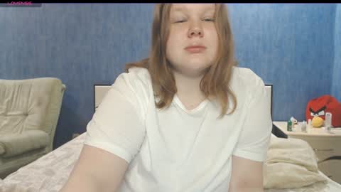 Snapshot of bull_cock_ chatting on January 9, 2025, 12:09 pm Eva 22  and Anton 24   PVT IS OPENED 60min online show from January 9, 2025, 12:09 pm