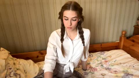 Mary online show from April 18, 2026, 1:37 pm