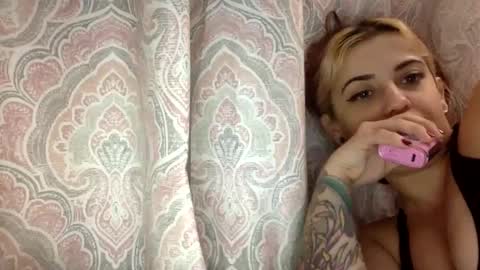 bunnibaby333 online show from March 1, 2025, 4:26 am