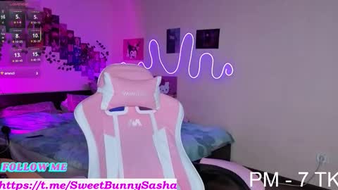 Snapshot of bunny__of_love chatting on September 10, 2025, 7:47 pm Sasha online show from September 10, 2025, 7:47 pm