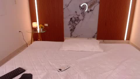 Rossi Hill online show from April 5, 2026, 12:24 pm