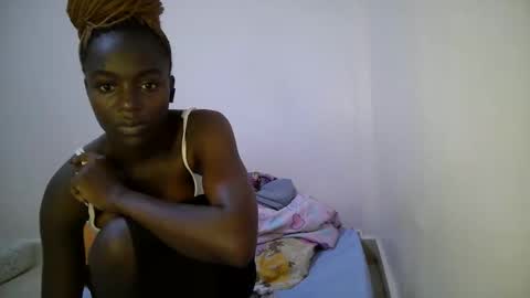 bunny_bliss1 online show from May 5, 2026, 11:13 pm