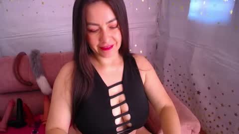 Snapshot of bunny_hoot chatting on June 24, 2026, 1:54 pm NINA online show from June 24, 2026, 1:54 pm