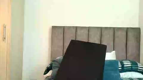 Carolina online show from March 27, 2026, 4:29 am