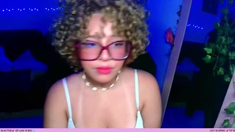 bunnylilith_ online show from June 17, 2026, 2:25 am