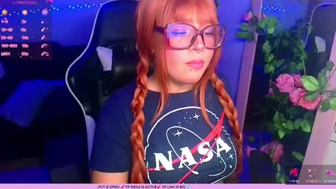 bunnylilith_ online show from June 27, 2026, 12:33 pm