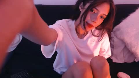 Snapshot of bunnypink2 chatting on February 25, 2025, 10:15 am Emma online show from February 25, 2025, 10:15 am