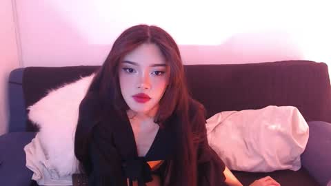 Snapshot of bunnypink2 chatting on February 26, 2025, 4:03 am Emma online show from February 26, 2025, 4:03 am