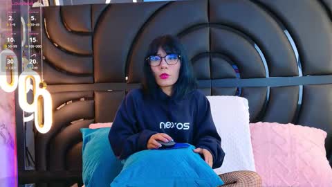 Bunny online show from November 29, 2025, 11:35 am