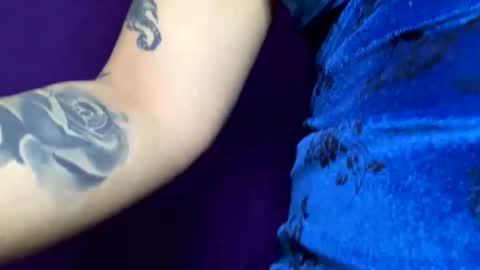 bunnytattooed online show from April 17, 2026, 7:06 pm