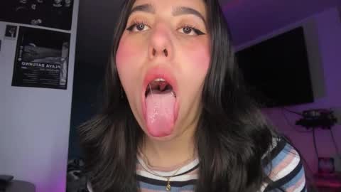 Snapshot of bunnyy09 chatting on February 19, 2026, 6:37 pm Jess online show from February 19, 2026, 6:37 pm