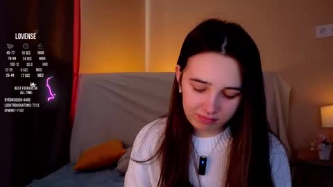 Jessica online show from October 9, 2025, 3:04 am