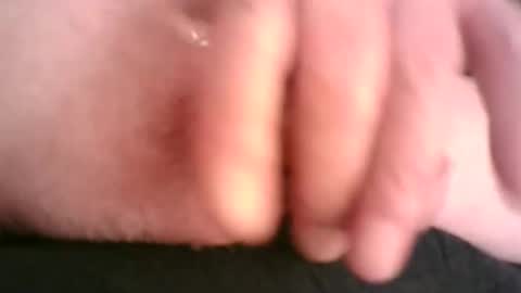 Snapshot of burnside13 chatting on November 16, 2025, 12:38 am Hamish online show from November 16, 2025, 12:38 am