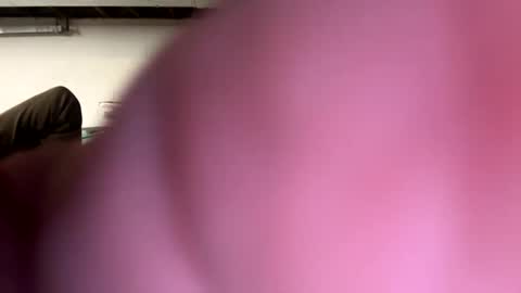 Snapshot of bushdoctor1 chatting on January 10, 2025, 3:07 am bushdoctor1 online show from January 10, 2025, 3:07 am