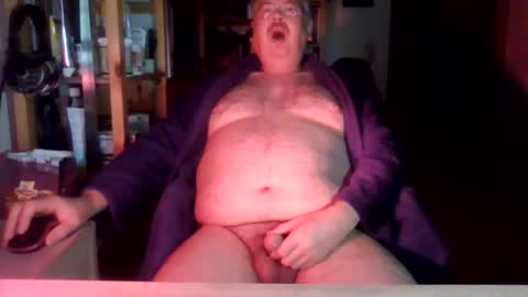 Snapshot of busibaer666 chatting on January 10, 2025, 1:32 am busi online show from January 10, 2025, 1:32 am