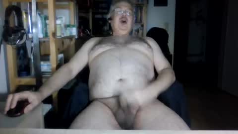 Snapshot of busibaer666 chatting on January 28, 2025, 1:39 am busi online show from January 28, 2025, 1:39 am