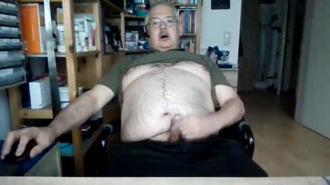 busi online show from June 4, 2026, 3:56 am