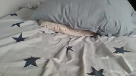 Jojo online show from April 14, 2026, 5:08 pm