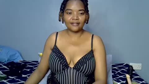 Snapshot of busty_kenzi chatting on July 18, 2026, 7:50 pm busty kenzi online show from July 18, 2026, 7:50 pm