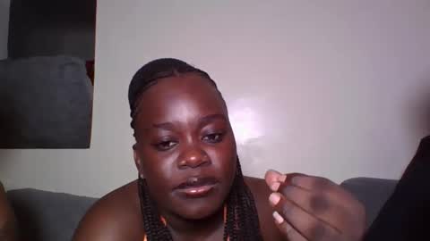 Snapshot of busty_mellons chatting on October 4, 2025, 8:40 pm busty_mellons online show from October 4, 2025, 8:40 pm