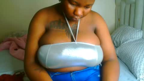 busty_mellons69 online show from March 31, 2026, 3:41 am