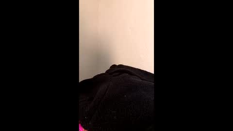 bustyirie online show from April 6, 2026, 1:23 pm