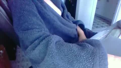 Snapshot of butslutt2 chatting on March 14, 2026, 2:11 pm butslutt2 online show from March 14, 2026, 2:11 pm