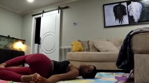 Snapshot of butt3rcup chatting on September 22, 2025, 6:32 pm Goddess online show from September 22, 2025, 6:32 pm