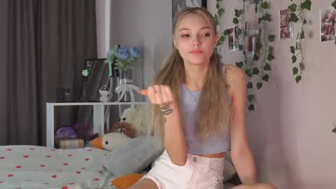 butteflai online show from April 17, 2026, 7:22 am