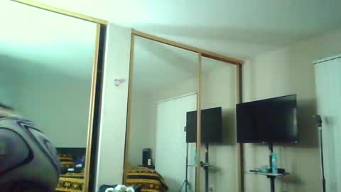 butter_pecanxoxo online show from October 3, 2025, 4:09 am