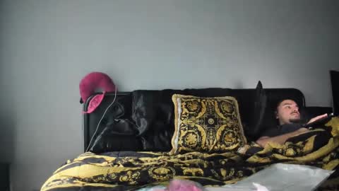 butter_pecanxoxo online show from October 3, 2025, 11:13 pm