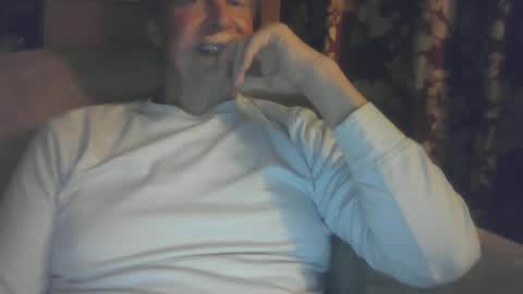 butterband online show from October 14, 2025, 6:03 am