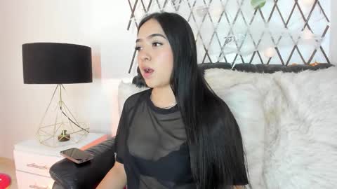 Snapshot of buttercup_li_ chatting on October 29, 2025, 7:26 pm zafiro online show from October 29, 2025, 7:26 pm