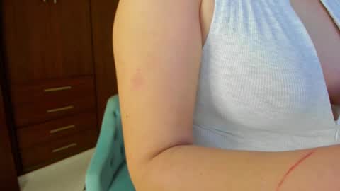 Rosse online show from February 16, 2025, 6:43 pm