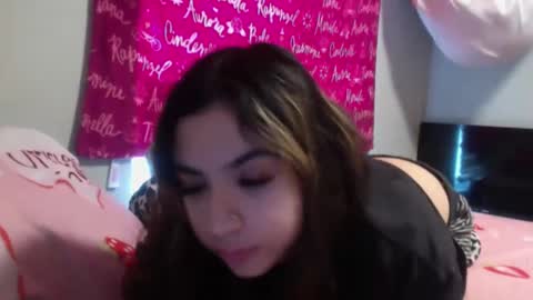 Snapshot of buymiabluntt chatting on March 11, 2025, 7:58 pm mia online show from March 11, 2025, 7:58 pm