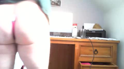 Snapshot of bvvwully chatting on February 15, 2026, 12:58 pm Blooter online show from February 15, 2026, 12:58 pm