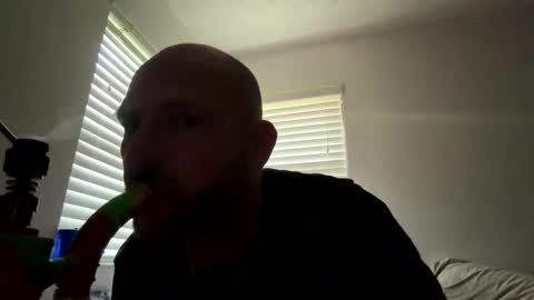 bwcforyoutosucknow online show from November 3, 2025, 12:17 pm