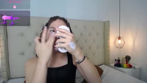 bycandy_ online show from November 5, 2025, 12:38 pm