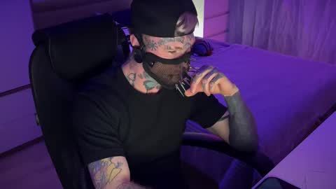 Snapshot of c10h15on chatting on January 27, 2025, 12:54 am c10h15on online show from January 27, 2025, 12:54 am