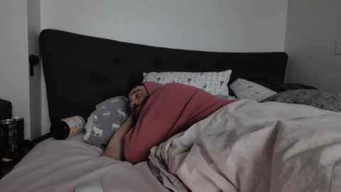 c2cmee online show from December 28, 2024, 5:33 am