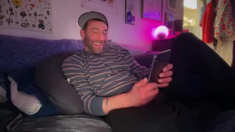 c2cmee online show from April 23, 2026, 7:09 am