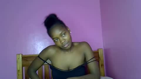 C--trish online show from November 1, 2025, 1:24 pm