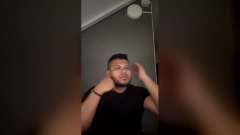 INSTAGRAM CABALLERO 1998  online show from April 2, 2026, 6:00 am